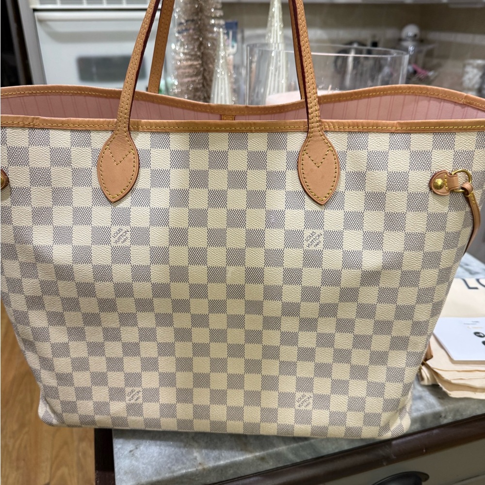 Louis Vuitton Never-Full GM. 2021 Damier Azure purchased via Poshmark.